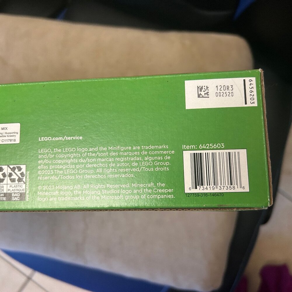 Lego Minecraft Unopened - Picture 5 of 6